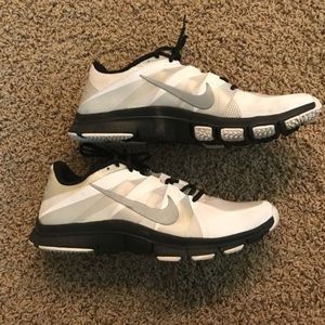 Men’s Nike shoes